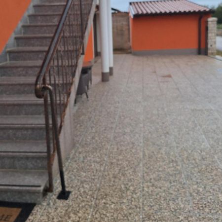 בוג'ה Apartment Dorina מראה חיצוני תמונה