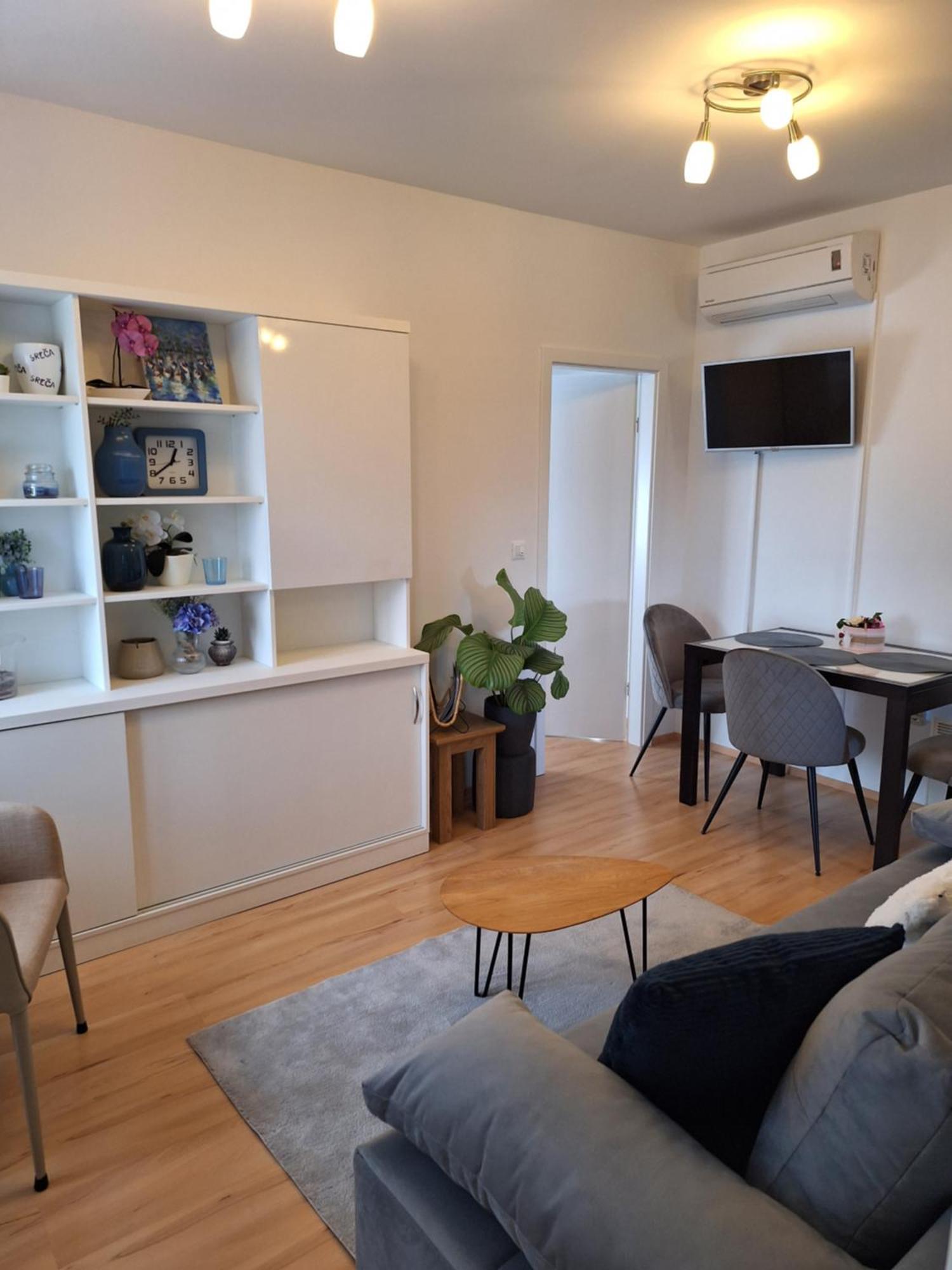 בוג'ה Apartment Dorina מראה חיצוני תמונה