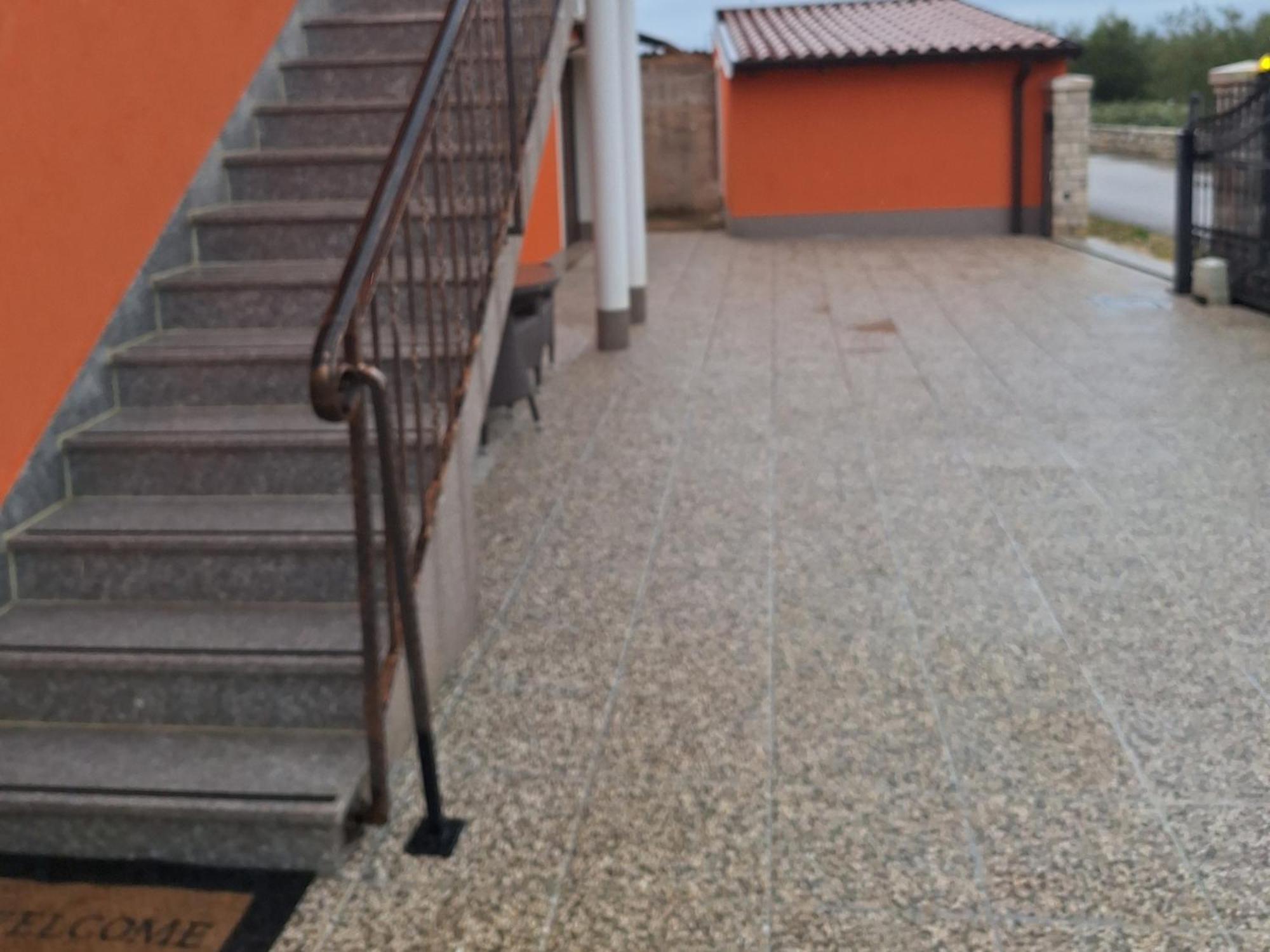 בוג'ה Apartment Dorina מראה חיצוני תמונה